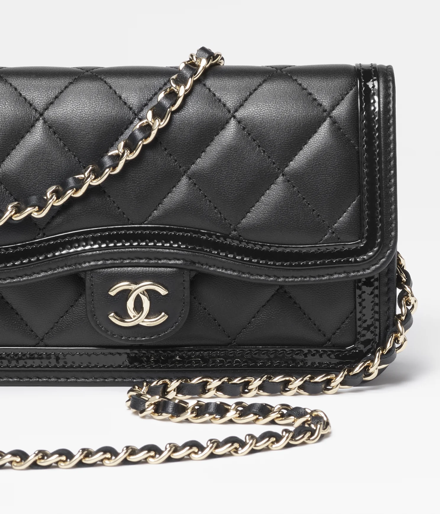 FLAP PHONE HOLDER WITH CHAIN